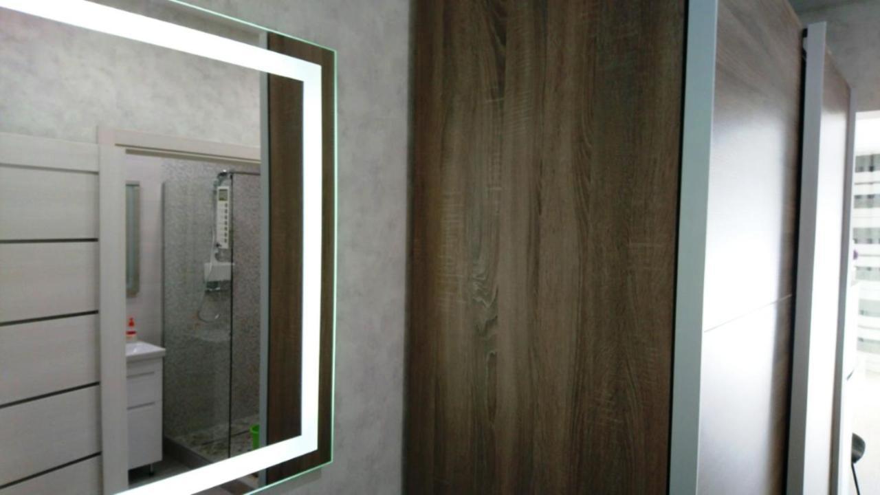 New England Deluxe Apartment Kiev Exterior foto